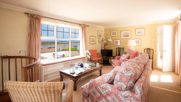 Flagstaff House - West Wing, Holiday Cottage, Burnham Overy Staithe, Norfolk